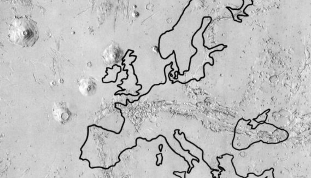 Europe_and_Valles_Marineris_and_the_Tharsis_Bulge_crop